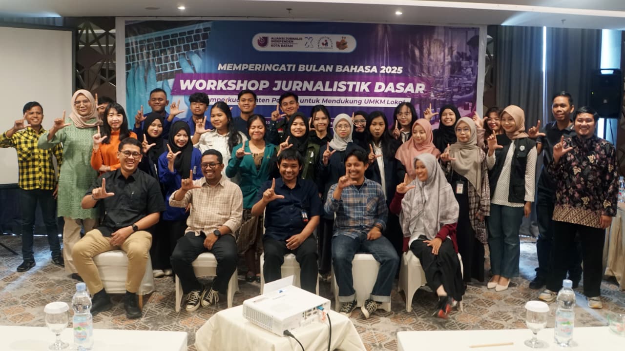 Peringati Bulan Bahasa, AJI Batam dan Perpustakaan BI Gelar Pelatihan Jurnalistik Dasar